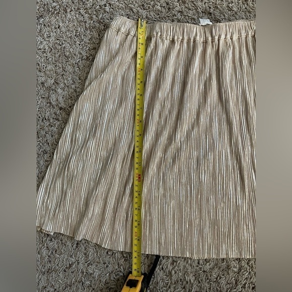 BCBGeneration Shimmer Women’s Skirt - Picture 3 of 4